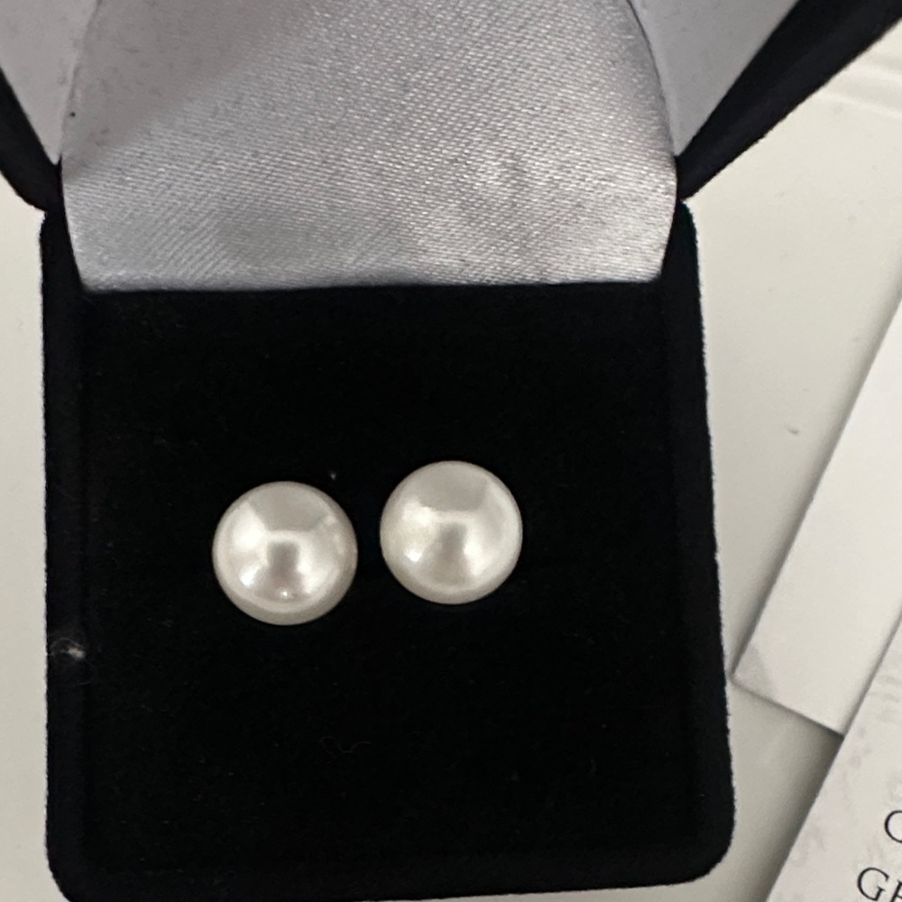 Classic White Pearl Earrings